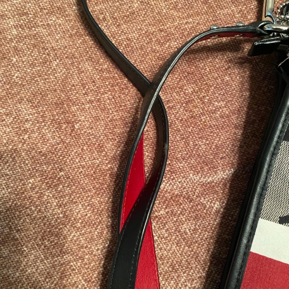 Coach purse - Picture 6 of 8
